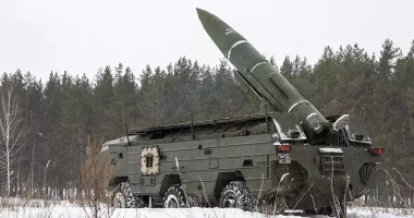 Rosja zmieniła taktykę. Jej rakiety korzystają z nietypowej ochrony