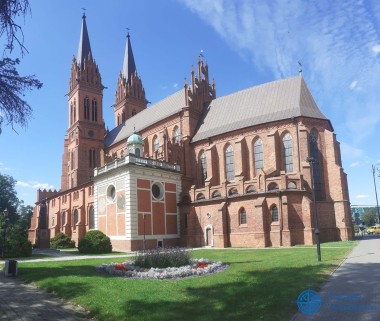 katedra we Włocławku, czyli jedna z pierwszych na polskich ziemiach - Turystyka Niecodzienna