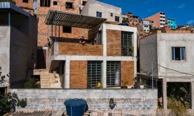 Budynek w brazylijskich slumsach najlepszym domem świata
