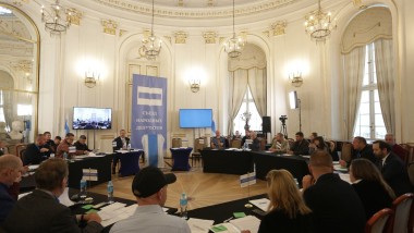 "Zjazd wolnej Rosji". Byli rosyjscy parlamentarzyści spotkali się pod Warszawą